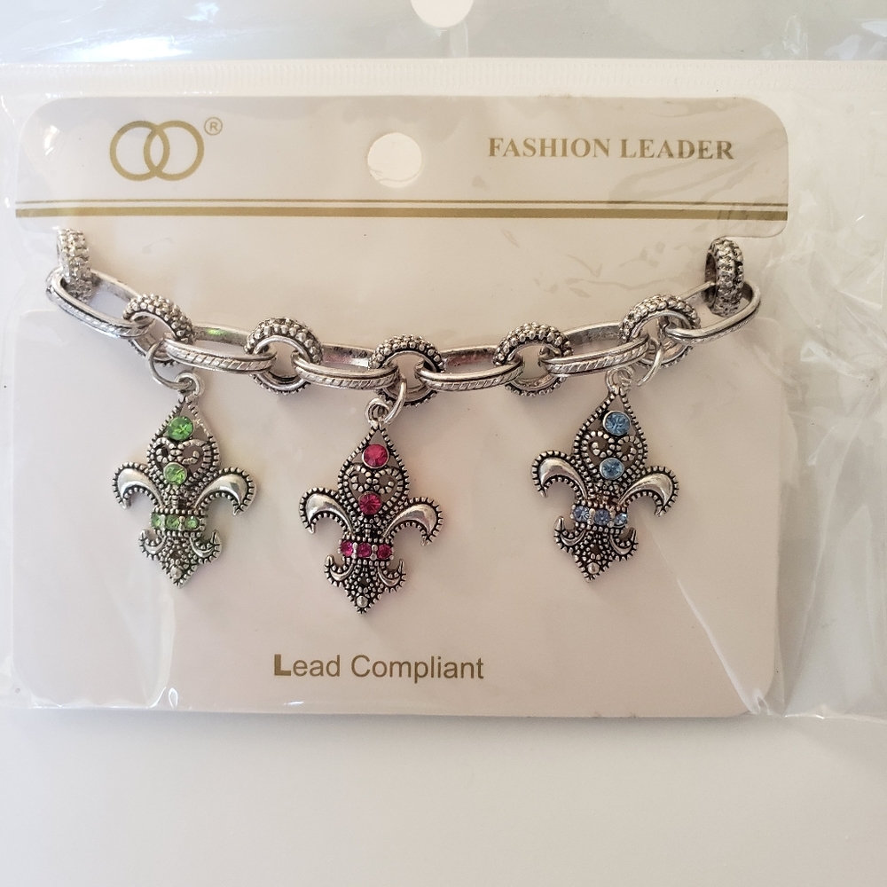 Charm bracelet